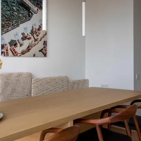 Stunning Duplex - 3 Bedroom - 2 Sunny Terrasses Apartament