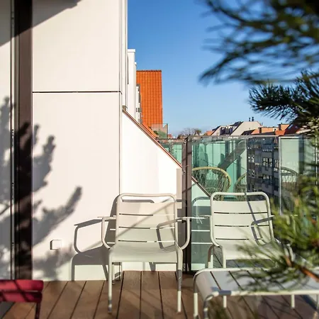 Stunning Duplex - 3 Bedroom - 2 Sunny Terrasses