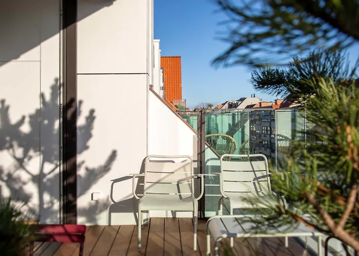 Stunning Duplex - 3 Bedroom - 2 Sunny Terrasses